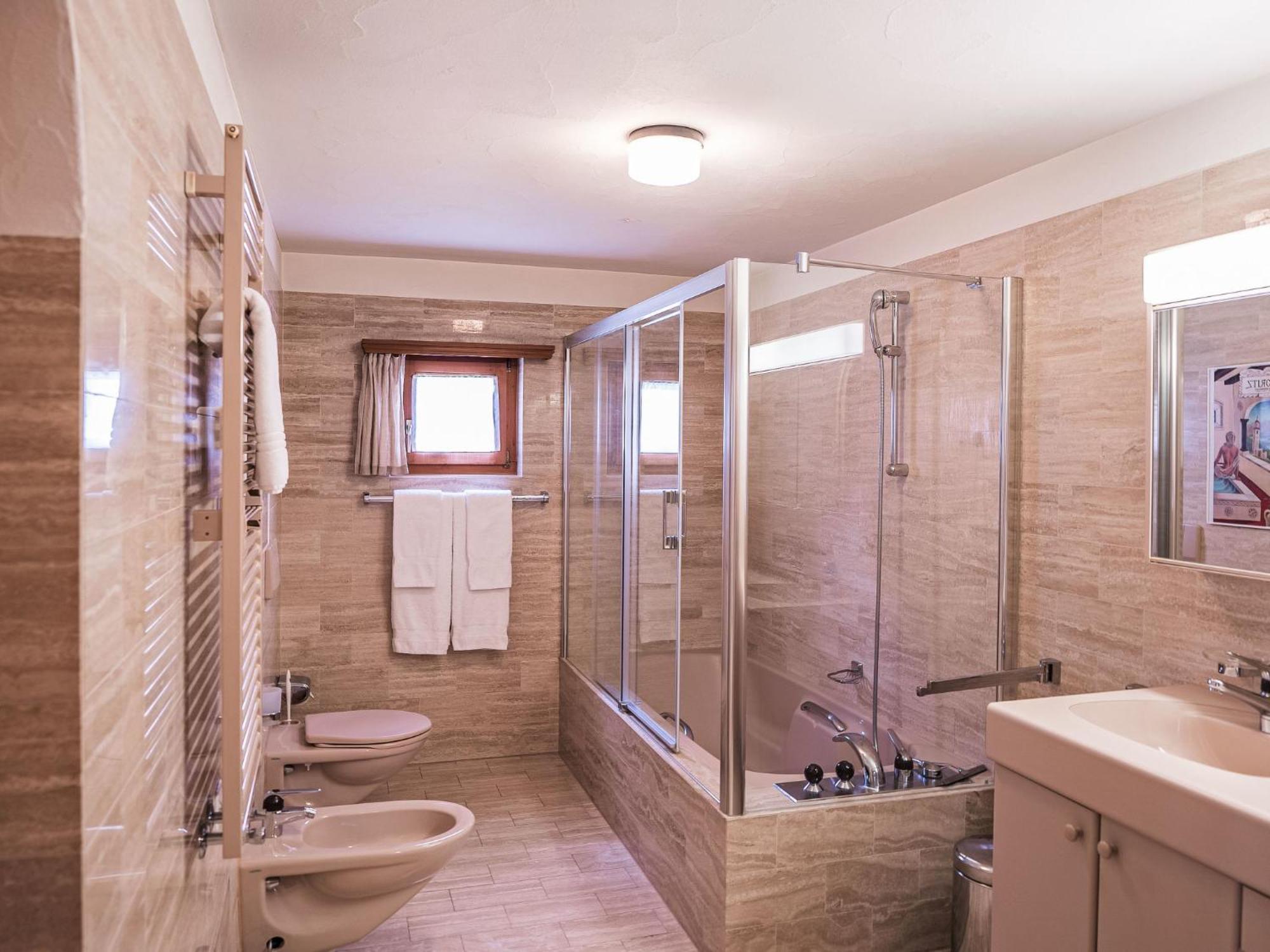 Apartment Chesa Mezzaun By Interhome Zuoz Eksteriør bilde