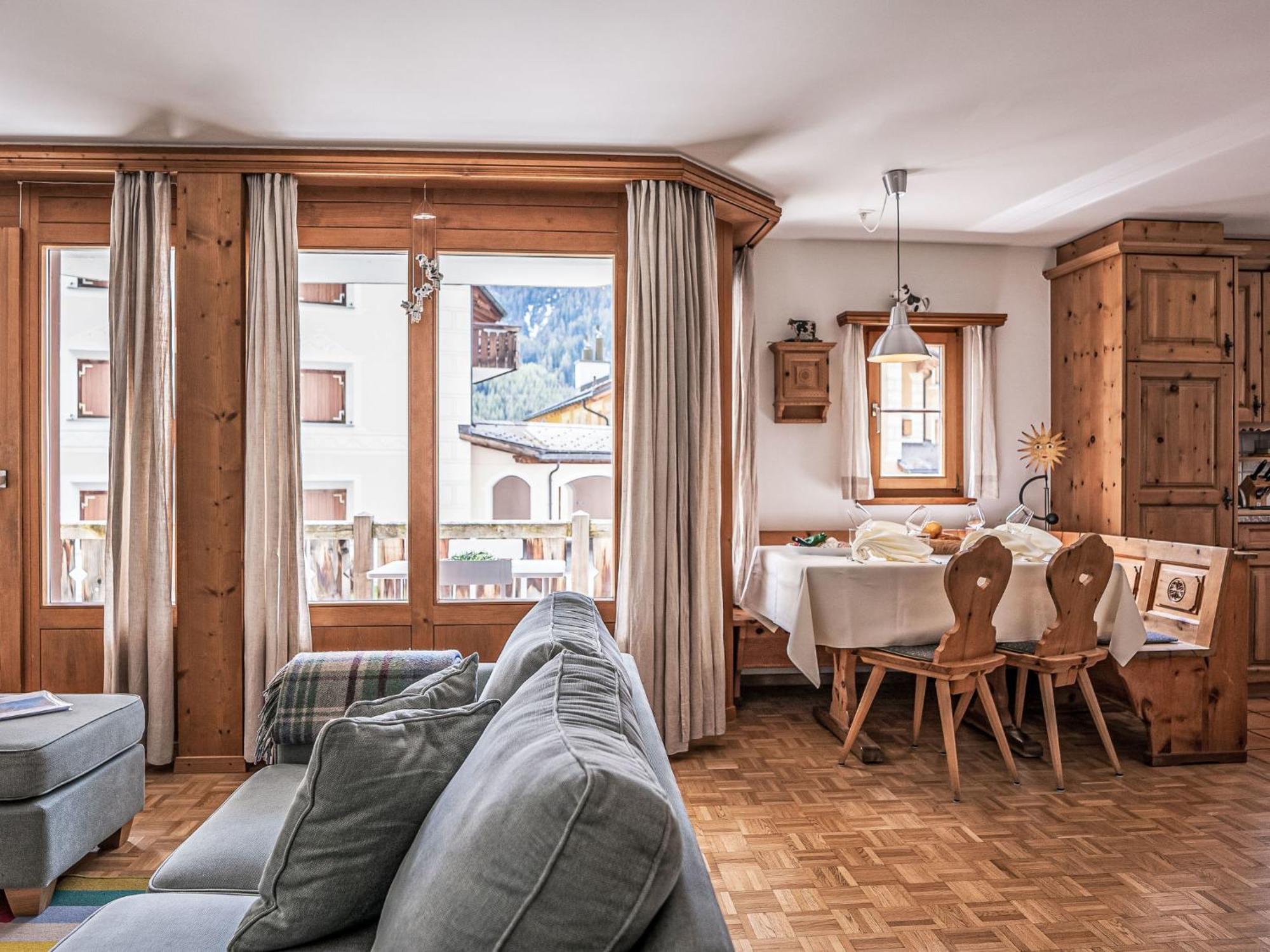 Apartment Chesa Mezzaun By Interhome Zuoz Eksteriør bilde