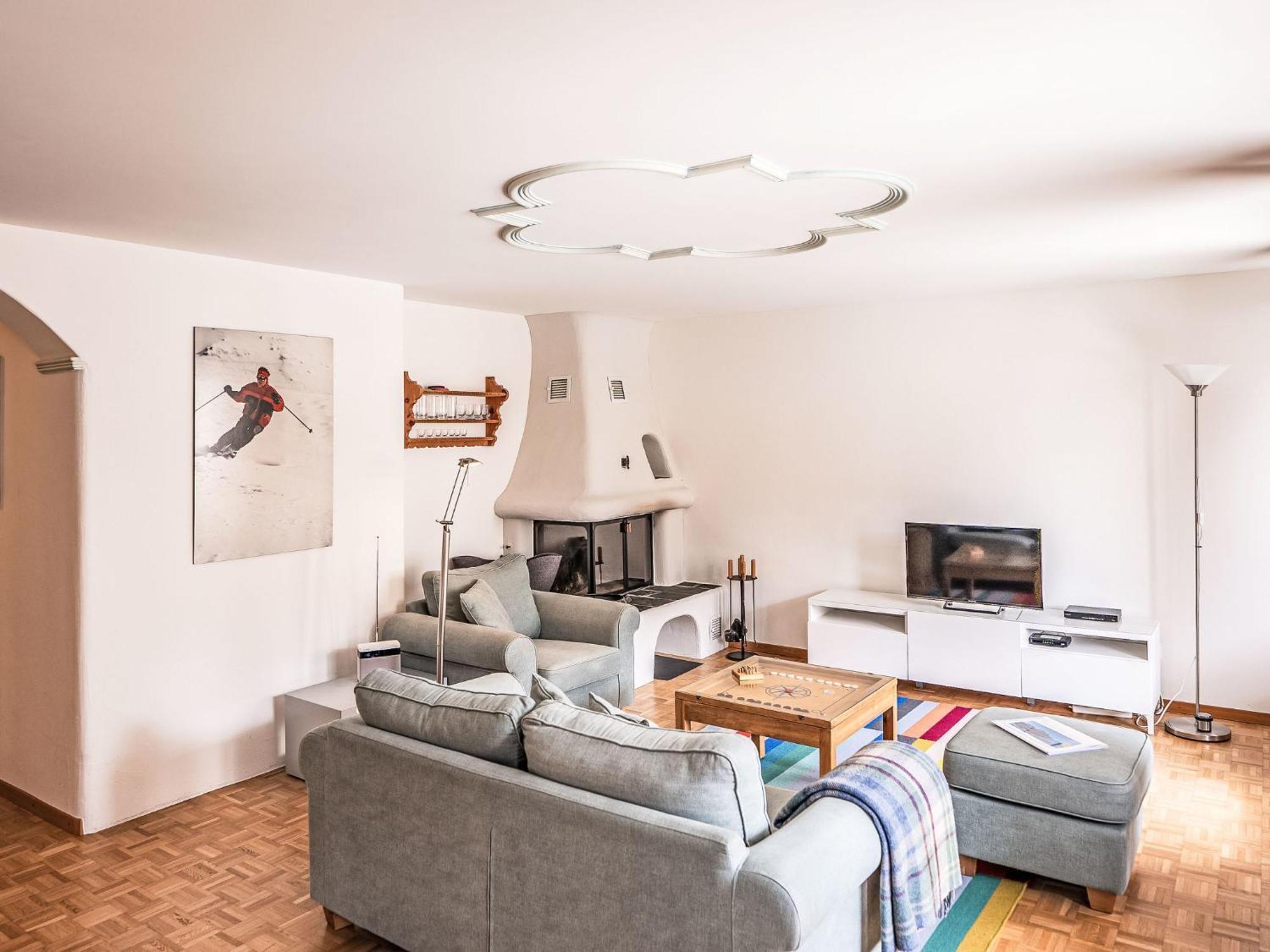 Apartment Chesa Mezzaun By Interhome Zuoz Eksteriør bilde