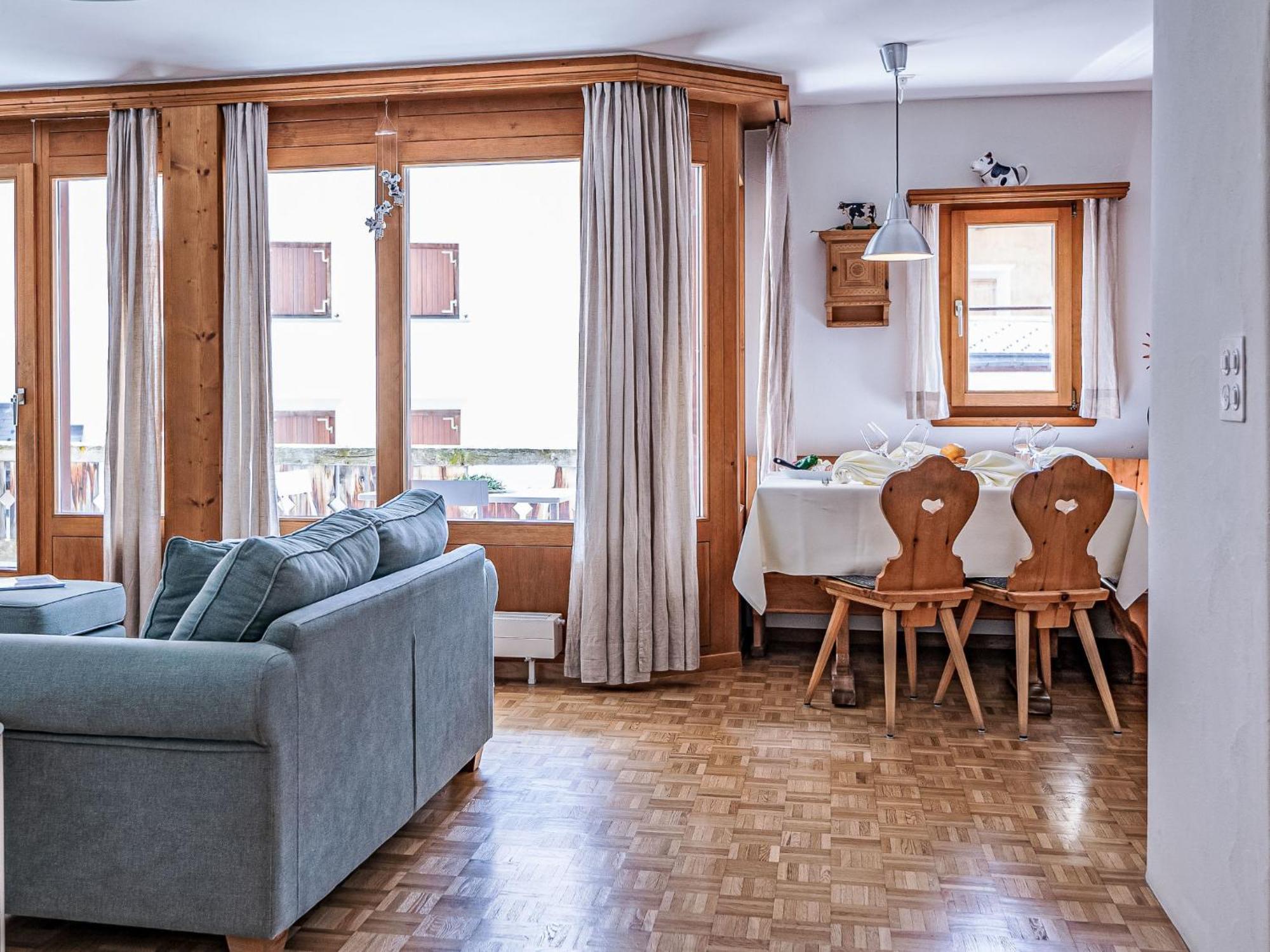 Apartment Chesa Mezzaun By Interhome Zuoz Eksteriør bilde